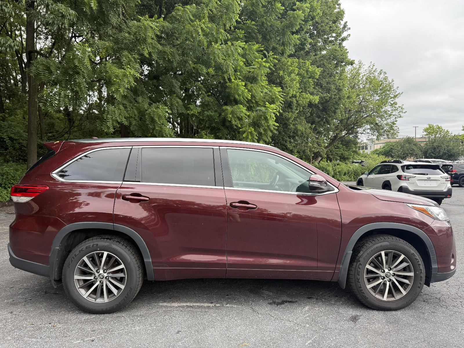 2017 Toyota Highlander Vehicle Photo in Harrisburg, PA 17111