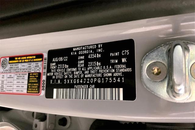 2023 Kia K5 Vehicle Photo in Lees Summit, MO 64086