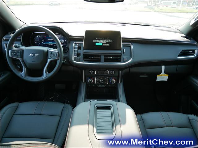 2024 Chevrolet Suburban Vehicle Photo in MAPLEWOOD, MN 55119-4794