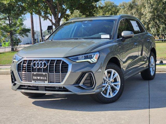 2025 Audi Q3 Vehicle Photo in HOUSTON, TX 77090