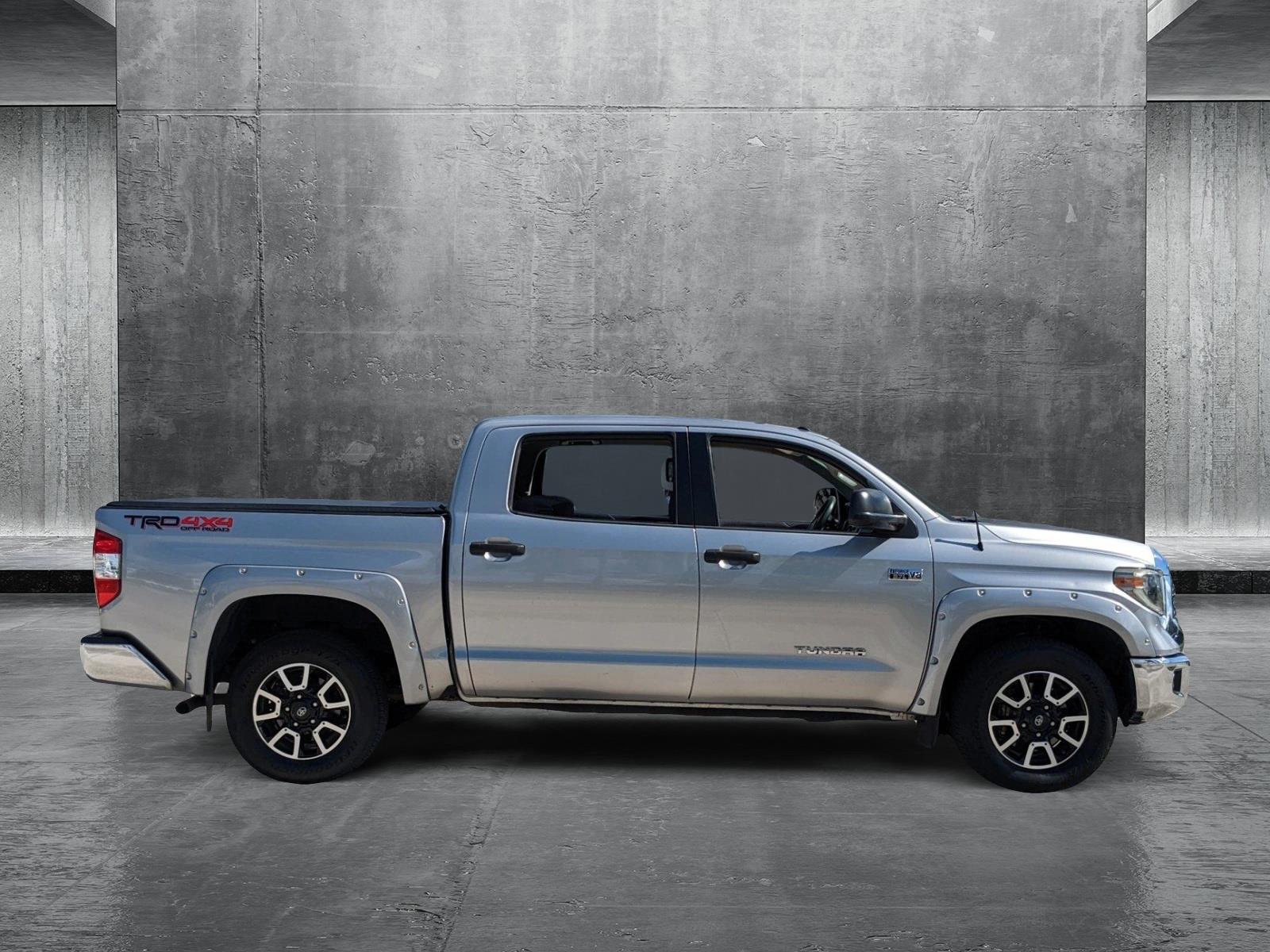 2018 Toyota Tundra 4WD Vehicle Photo in Davie, FL 33331