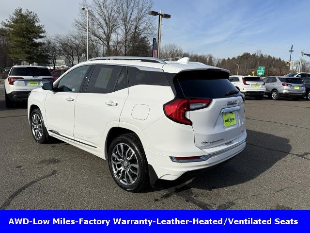 2022 GMC Terrain Vehicle Photo in CHICOPEE, MA 01020-5001