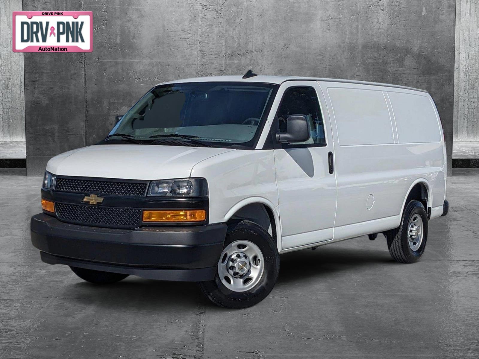 2024 Chevrolet Express Cargo 2500 Vehicle Photo in GREENACRES, FL 33463-3207