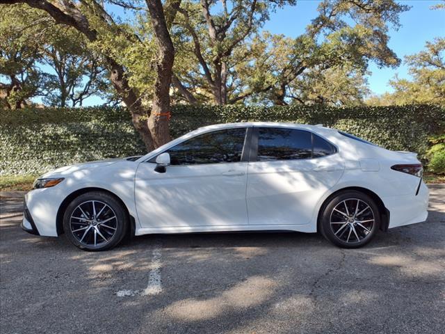 2024 Toyota Camry Vehicle Photo in SAN ANTONIO, TX 78230-1001