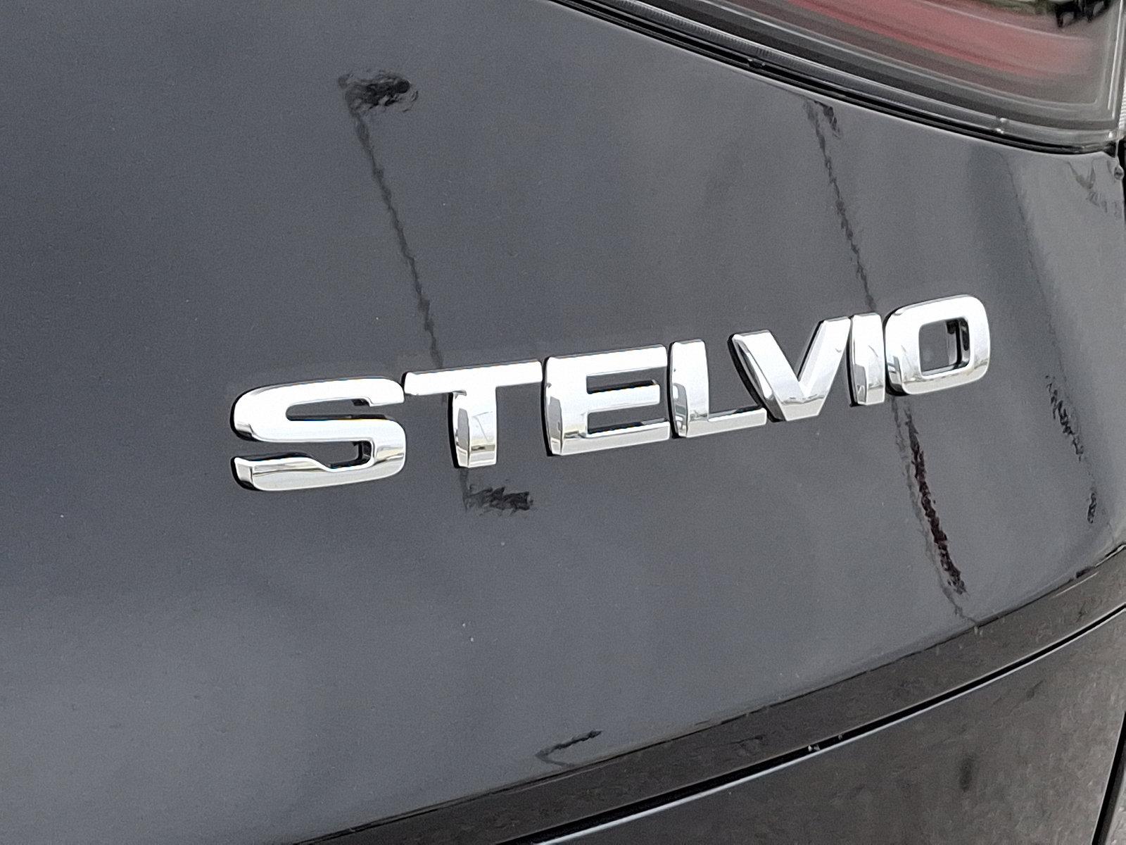 2025 Alfa Romeo Stelvio Vehicle Photo in Mechanicsburg, PA 17050