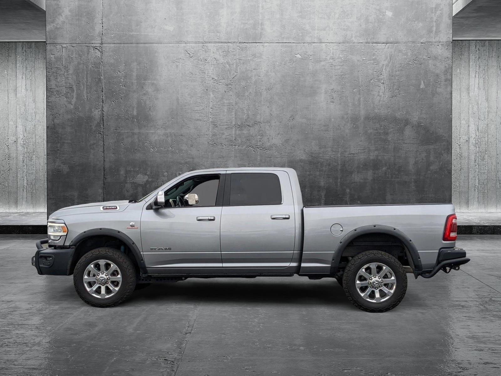 2019 Ram 2500 Vehicle Photo in VALENCIA, CA 91355-1705