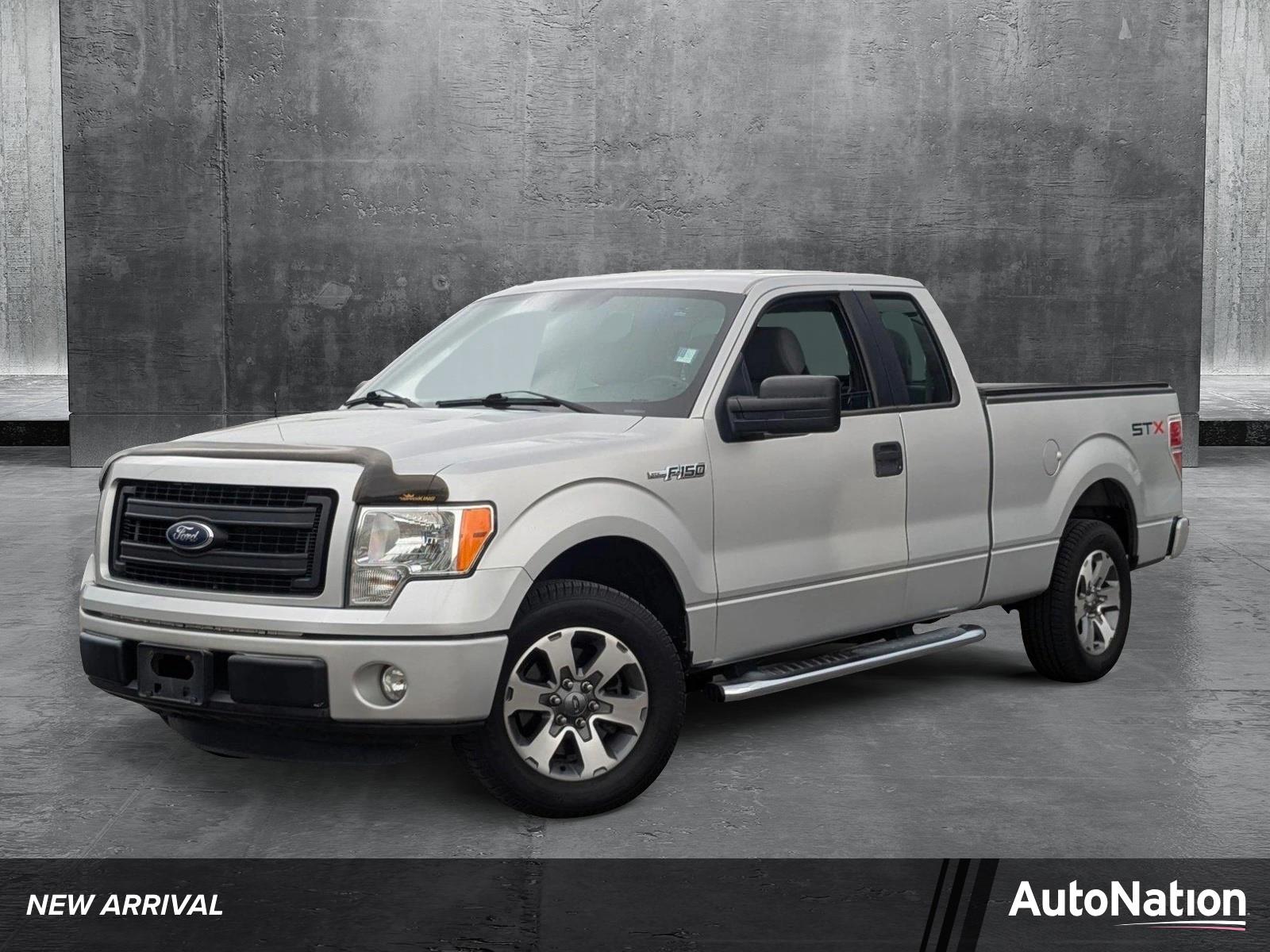 2013 Ford F-150 Vehicle Photo in St. Petersburg, FL 33713