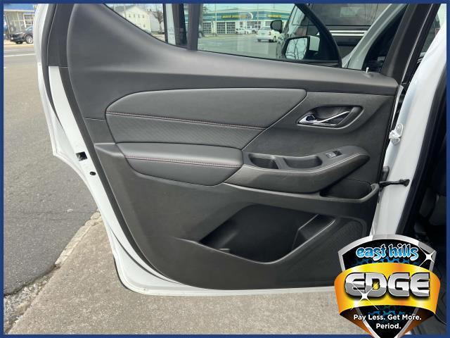 2022 Chevrolet Traverse Vehicle Photo in Roslyn, NY 11576