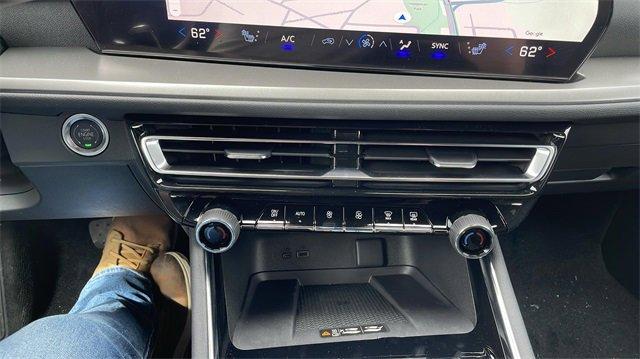 2025 Chevrolet Traverse Vehicle Photo in THOMPSONTOWN, PA 17094-9014
