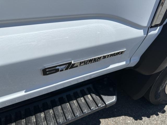 2025 Ford Super Duty F-450 DRW Vehicle Photo in Webster, MA 01570-1415