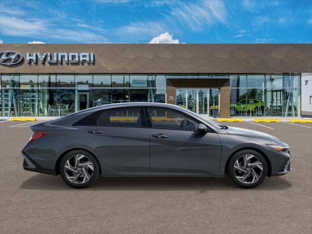 2025 Hyundai ELANTRA Vehicle Photo in Peoria, IL 61615