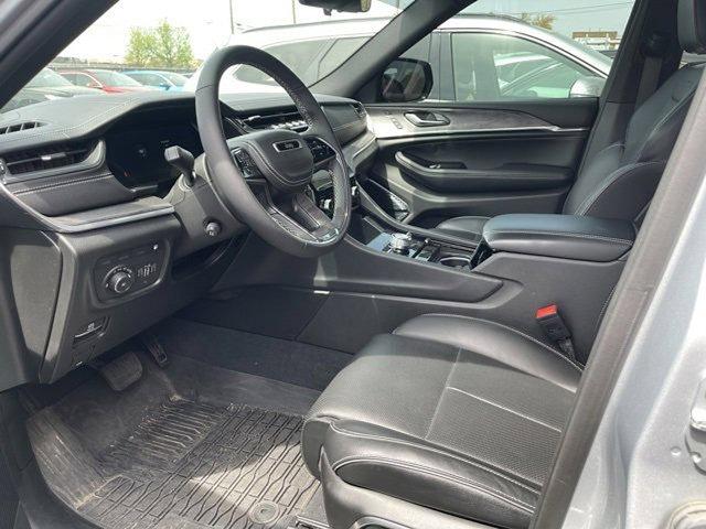 2023 Jeep Grand Cherokee 4xe Vehicle Photo in Philadelphia, PA 19116