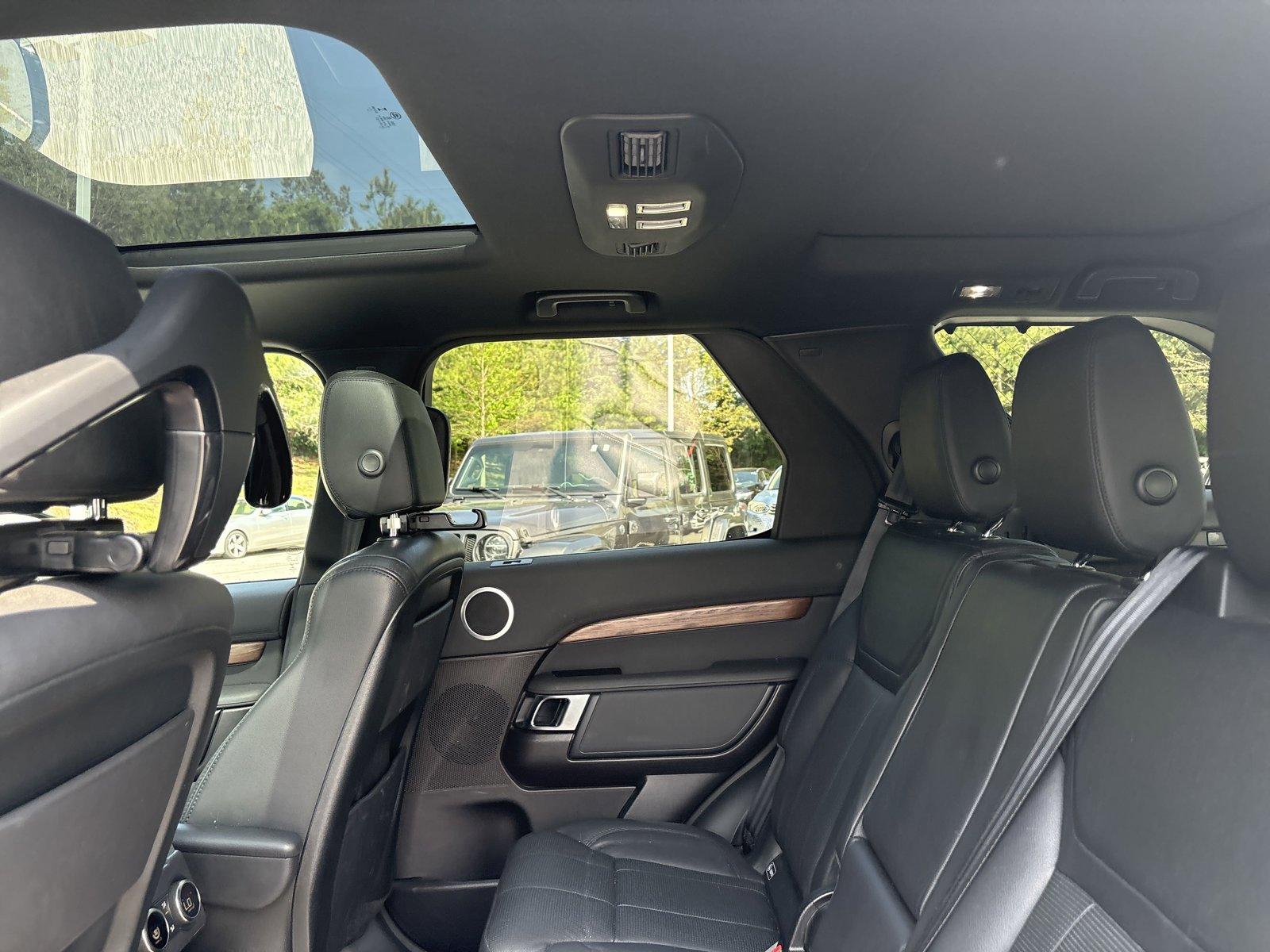 2018 Land Rover Discovery Vehicle Photo in Jacksonville, FL 32256