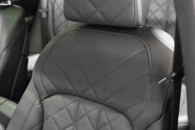 2024 BMW X5 M60i Vehicle Photo in GRAPEVINE, TX 76051