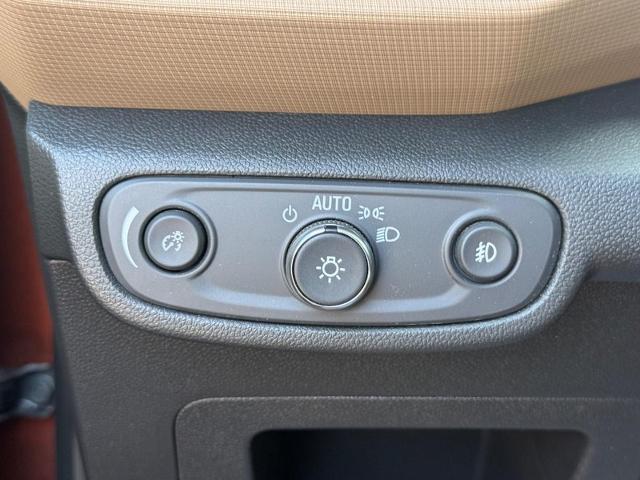 2021 Chevrolet Trailblazer Vehicle Photo in COLUMBIA, MO 65203-3903