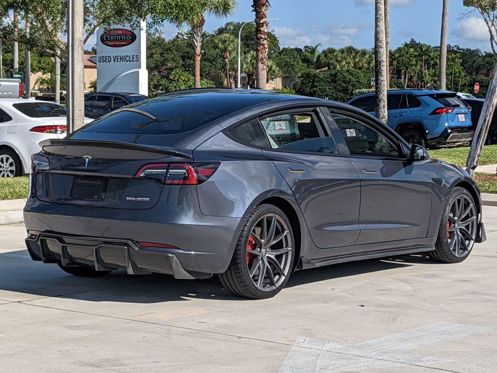 2023 Tesla Model 3 Vehicle Photo in Davie, FL 33331