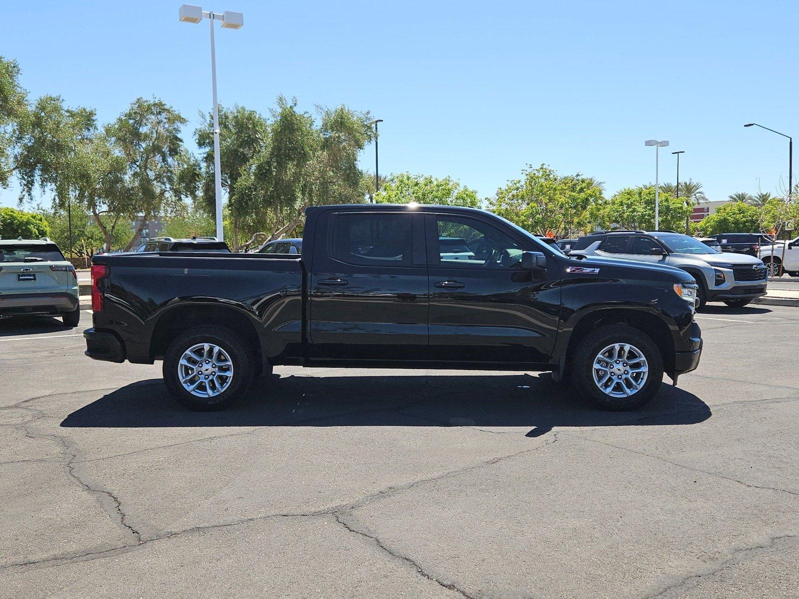 2022 Chevrolet Silverado 1500 Vehicle Photo in GILBERT, AZ 85297-0446
