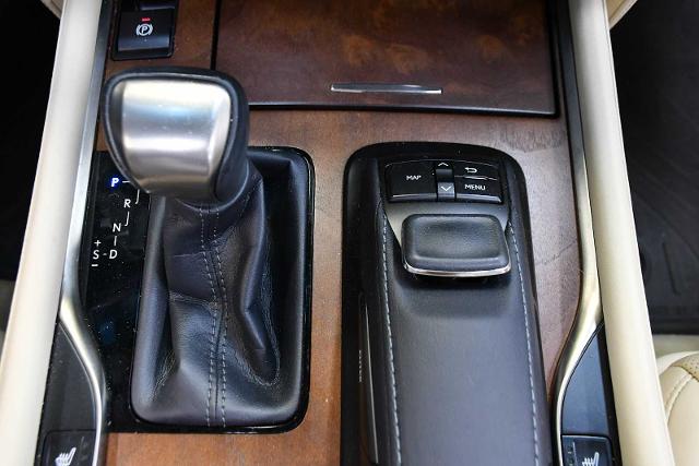 2016 Lexus LX 570 Vehicle Photo in DALLAS, TX 75235