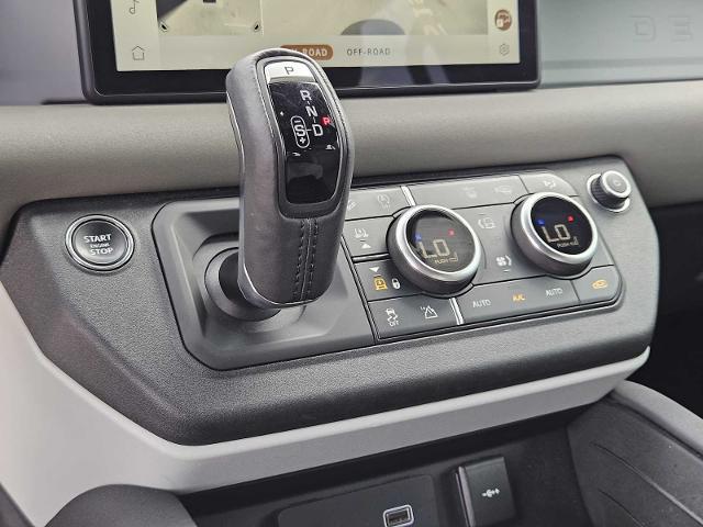 2023 Defender Vehicle Photo in AUSTIN, TX 78717