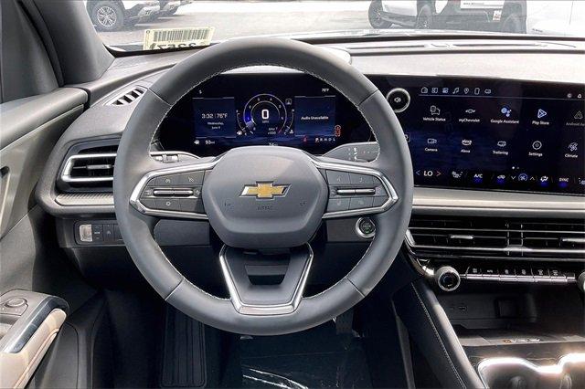2025 Chevrolet Traverse Vehicle Photo in INDEPENDENCE, MO 64055-1314