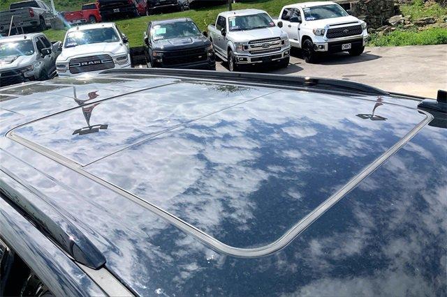 2023 GMC Yukon Vehicle Photo in KANSAS CITY, MO 64114-4502