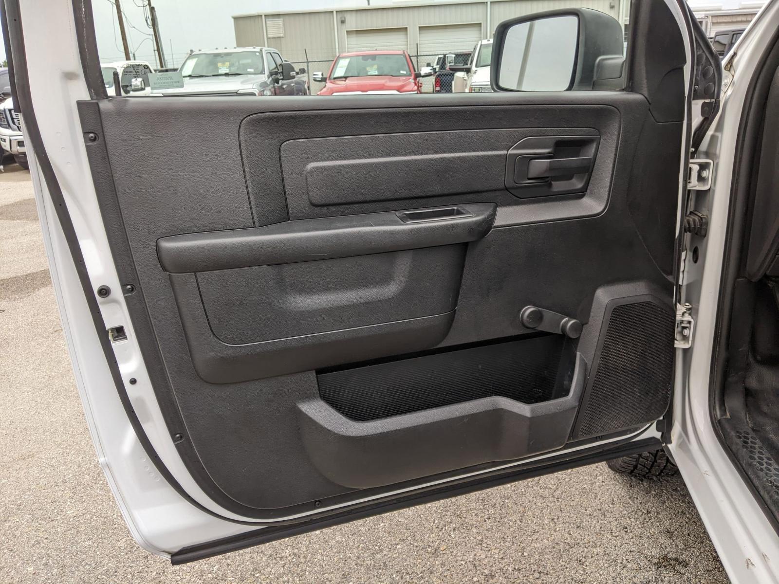 2021 Ram 1500 Classic Vehicle Photo in Seguin, TX 78155