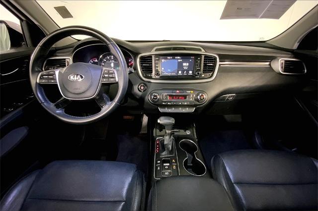 2020 Kia Sorento Vehicle Photo in Lees Summit, MO 64086