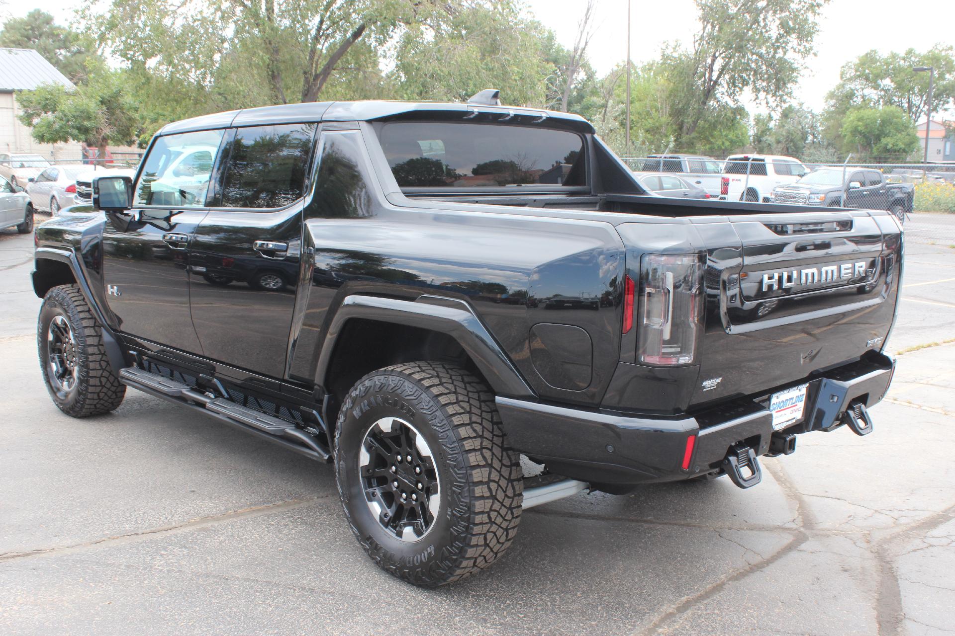 2025 GMC HUMMER EV Pickup Vehicle Photo in AURORA, CO 80012-4011