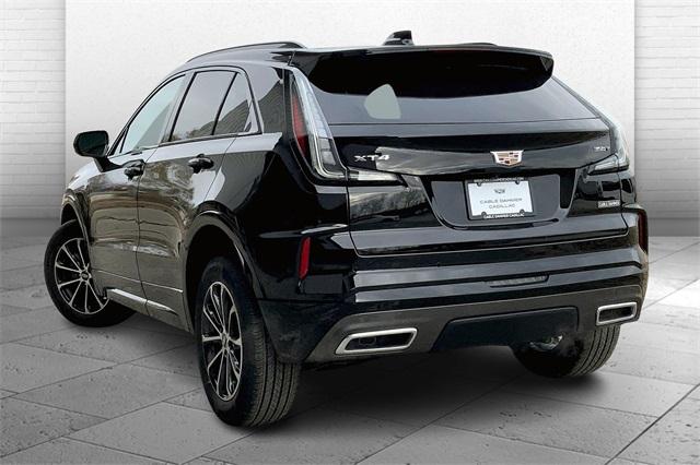 2025 Cadillac XT4 Vehicle Photo in KANSAS CITY, MO 64114-4545