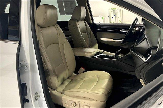 2020 Buick Enclave Vehicle Photo in TOPEKA, KS 66609-0000