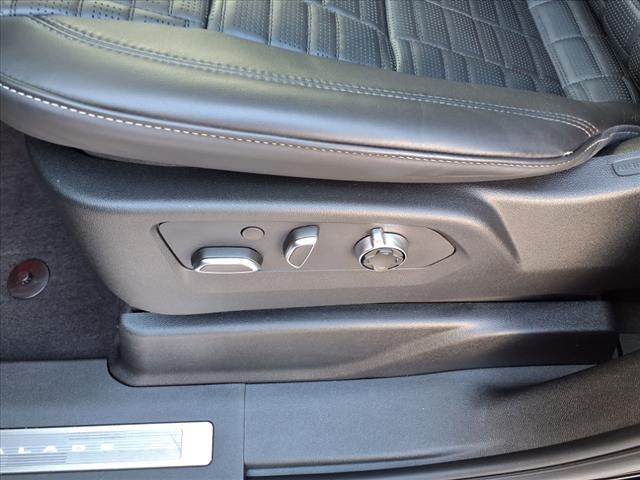 2024 Cadillac Escalade ESV Vehicle Photo in TAMPA, FL 33612-3404