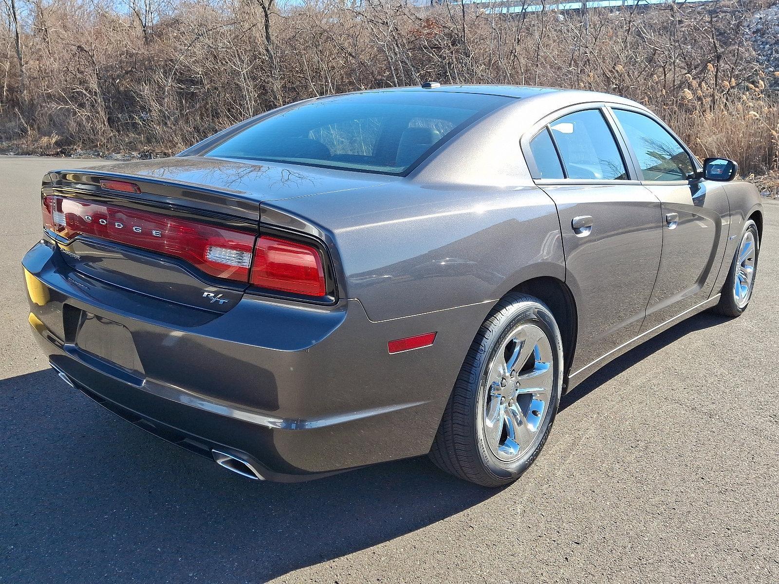 2013 Dodge Charger Vehicle Photo in Trevose, PA 19053