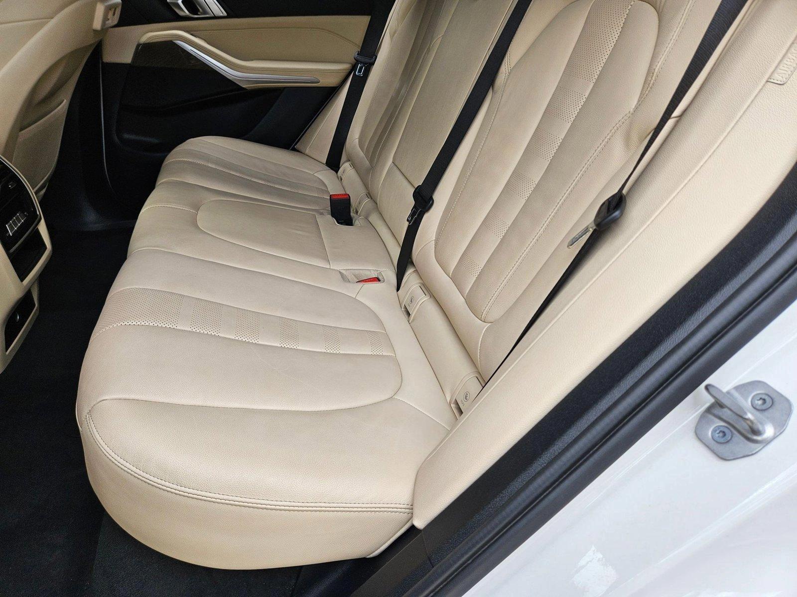 2022 BMW X5 xDrive45e Vehicle Photo in Pembroke Pines , FL 33027