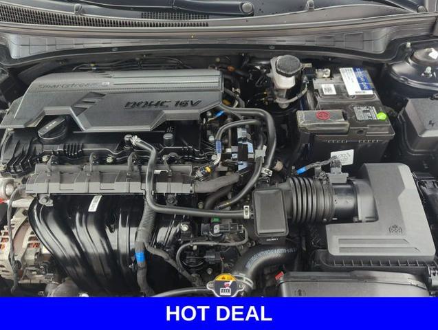 2021 Hyundai ELANTRA Vehicle Photo in Merrillville, IN 46410