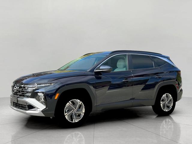 2025 Hyundai TUCSON Hybrid Vehicle Photo in Green Bay, WI 54304