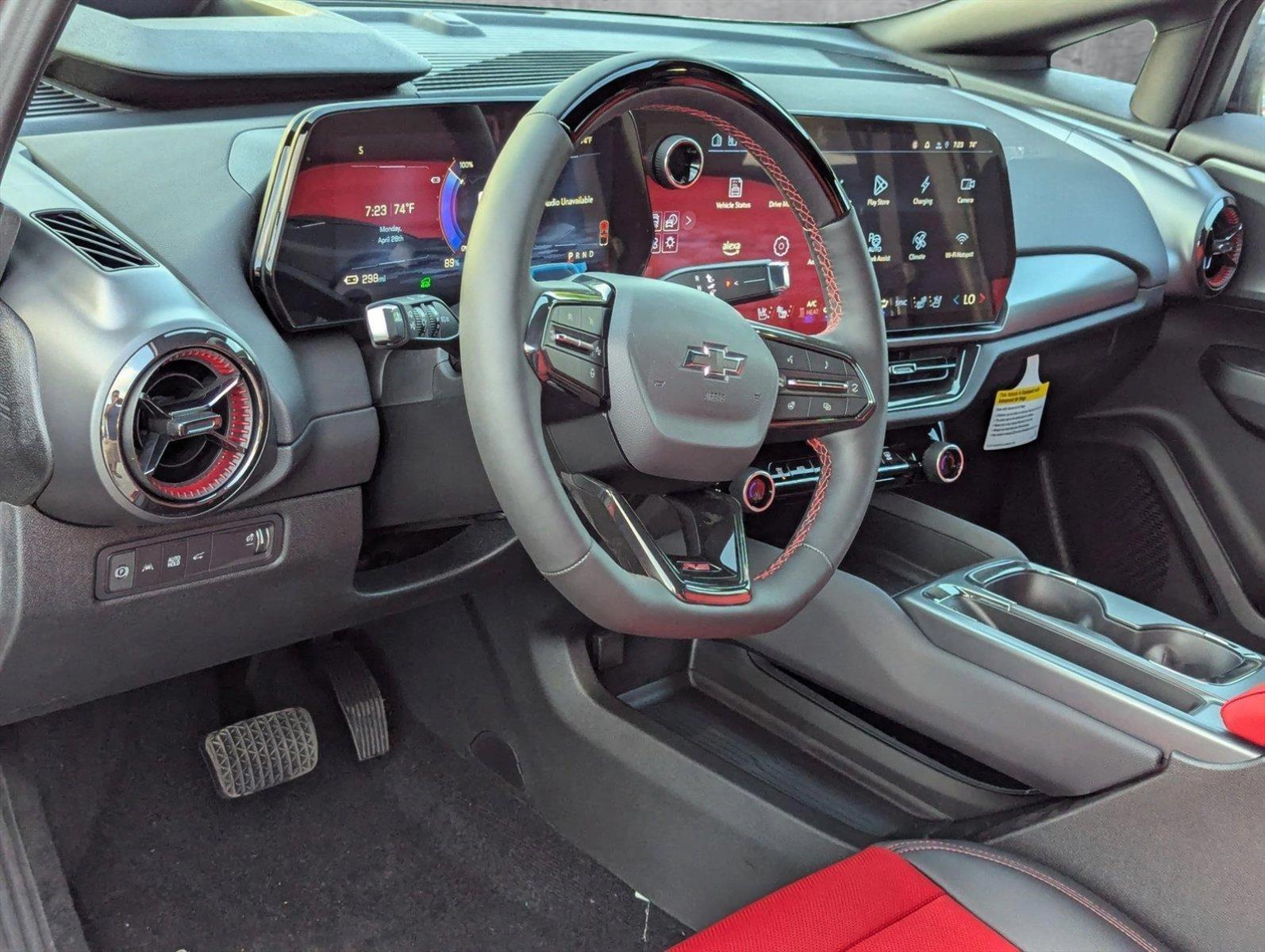 2025 Chevrolet Equinox EV Vehicle Photo in GREENACRES, FL 33463-3207