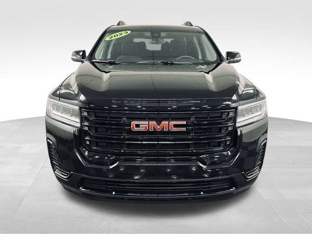 2023 GMC Acadia Vehicle Photo in MEDINA, OH 44256-9631