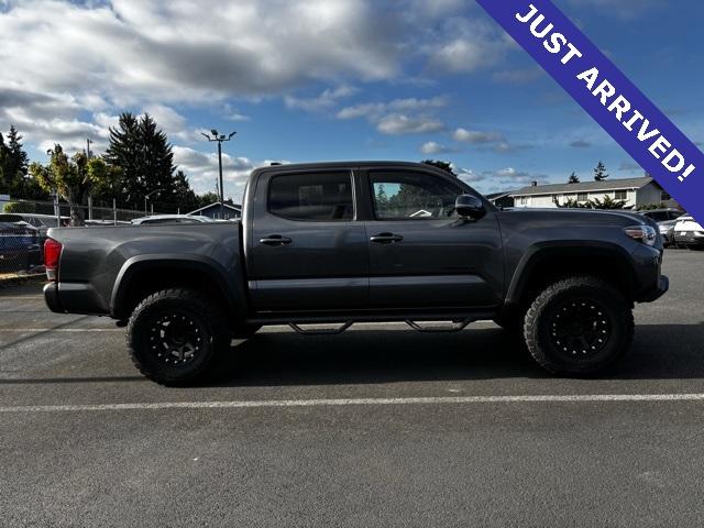 2017 Toyota Tacoma Vehicle Photo in Puyallup, WA 98371