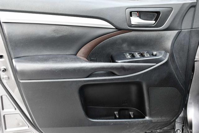 2019 Toyota Highlander Vehicle Photo in DALLAS, TX 75235