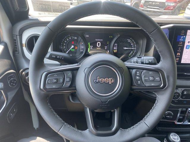 2025 Jeep Wrangler 4xe Vehicle Photo in Doylsetown, PA 18901