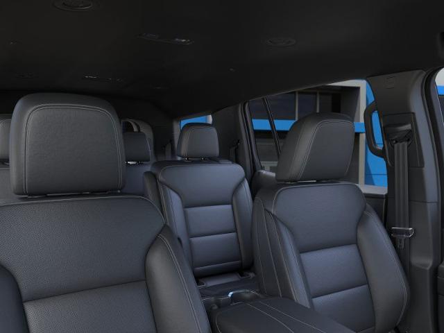 2025 Chevrolet Traverse Vehicle Photo in Roslyn, NY 11576