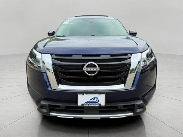 2024 Nissan Pathfinder Vehicle Photo in Appleton, WI 54914