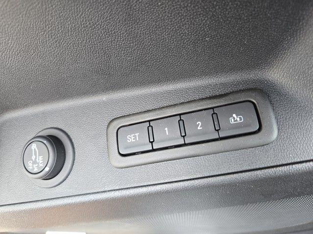 2023 Chevrolet Equinox Vehicle Photo in Pleasant Hills, PA 15236