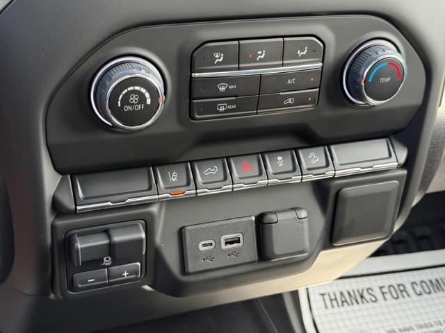 2025 Chevrolet Silverado 3500 HD Vehicle Photo in COLUMBIA, MO 65203-3903