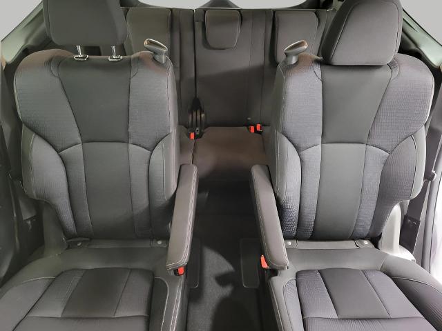 2024 Subaru Ascent Vehicle Photo in Green Bay, WI 54304