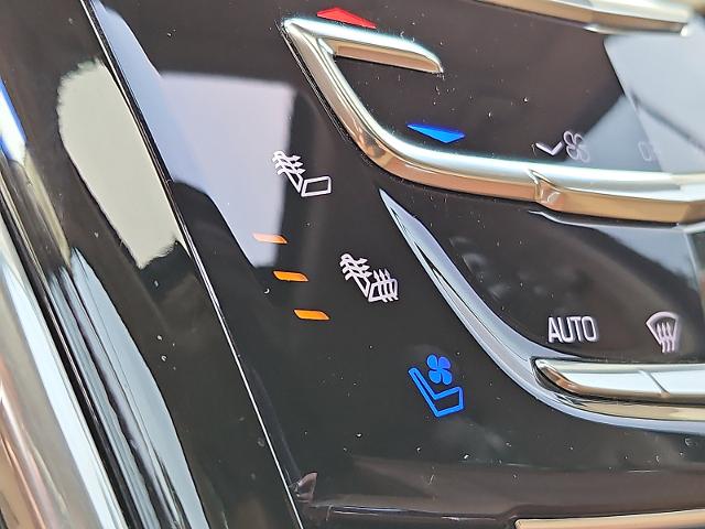 2016 Cadillac Escalade ESV Vehicle Photo in TREVOSE, PA 19053-4984
