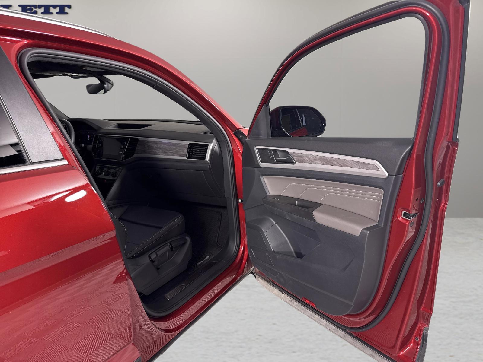 2022 Volkswagen Atlas Cross Sport Vehicle Photo in Georgetown, TX 78626