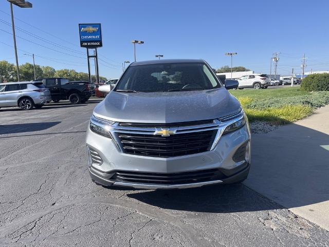 2024 Chevrolet Equinox Vehicle Photo in MANHATTAN, KS 66502-5036