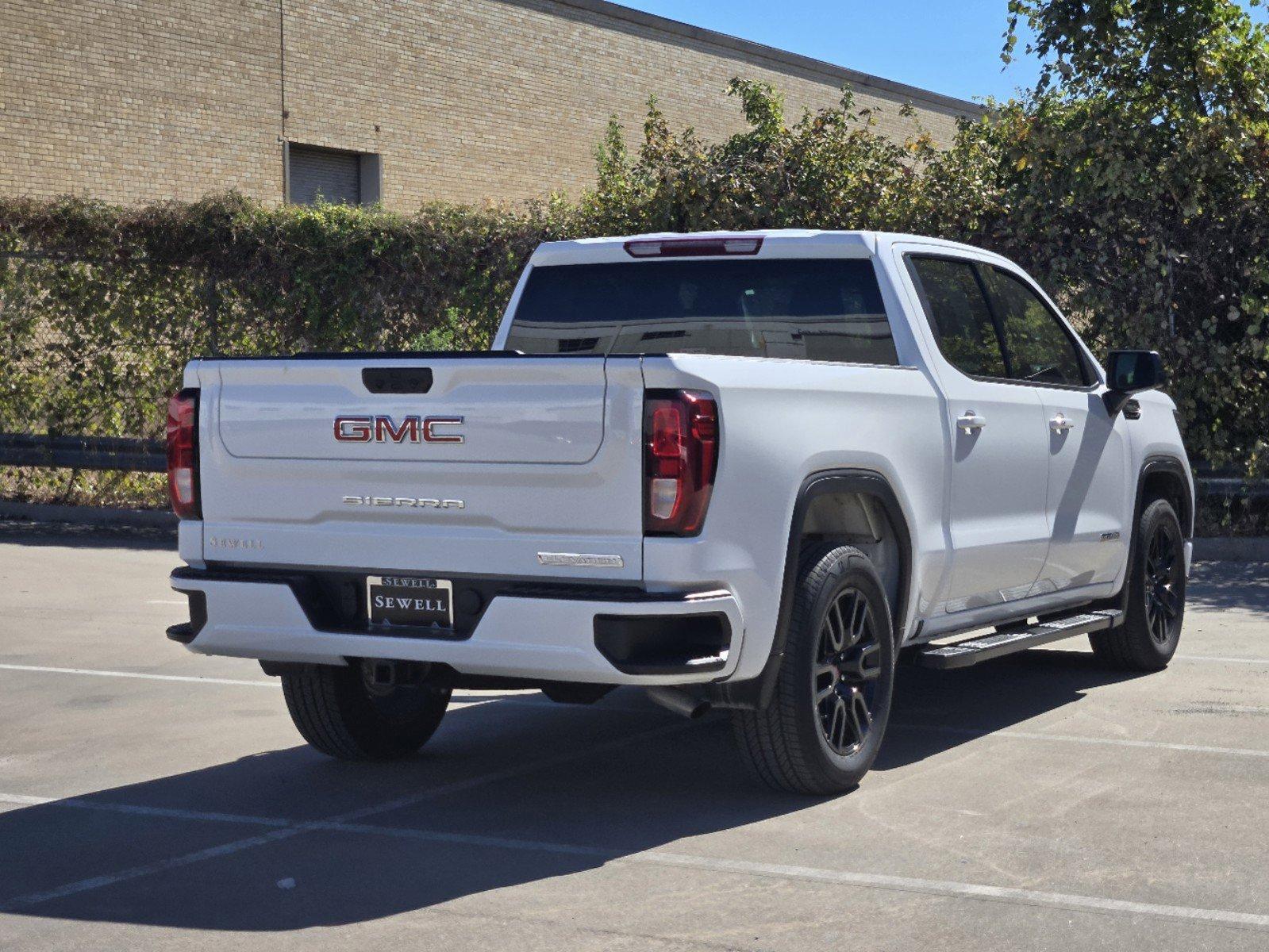 2024 GMC Sierra 1500 Vehicle Photo in DALLAS, TX 75209-3016