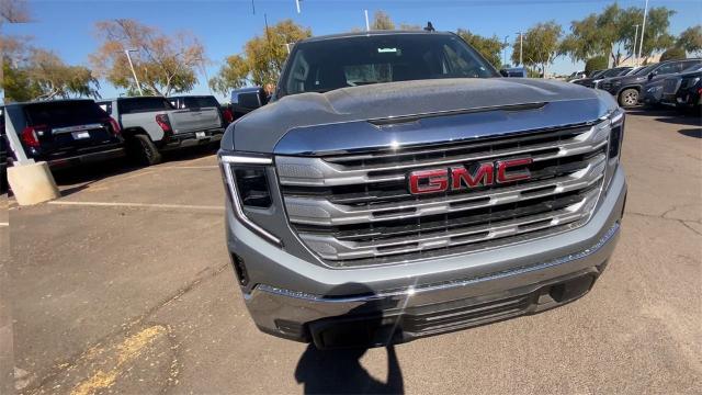 2025 GMC Sierra 1500 Vehicle Photo in GOODYEAR, AZ 85338-1310